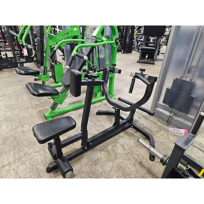 Titan Fitness Plate-Loaded Seated Row Machine - Used