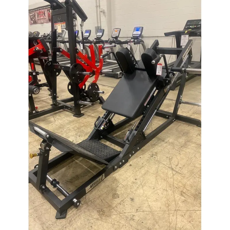 Defiant Strength Nebula Classics 35-Degree Linear Hack Squat