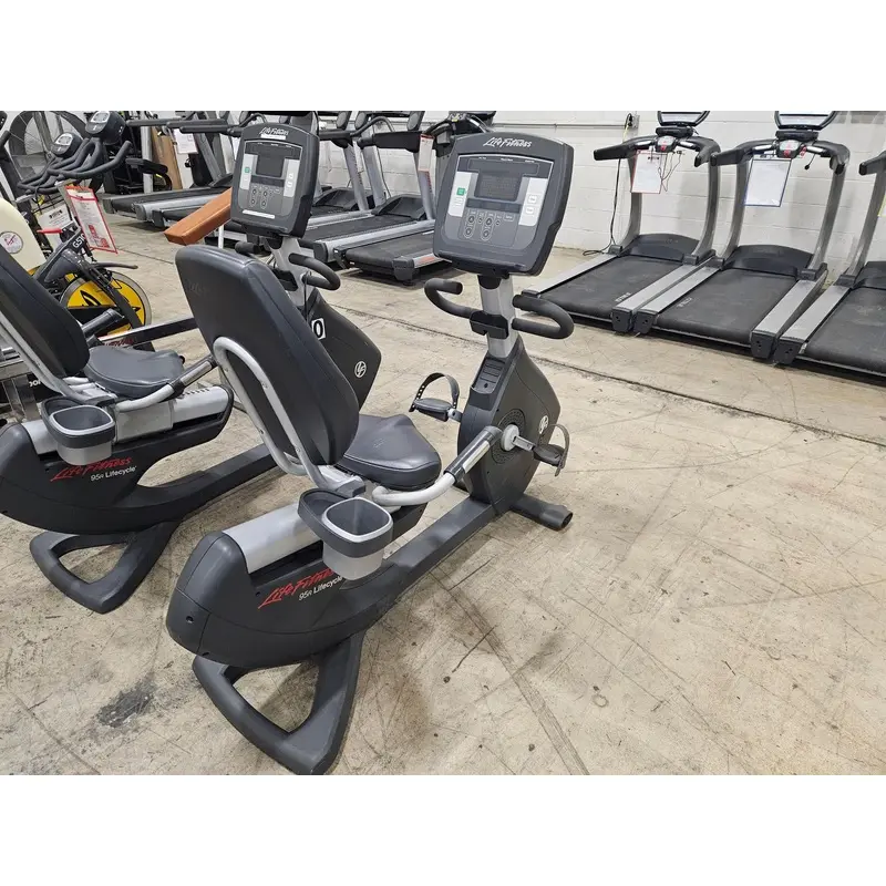 Life Fitness 95r Achieve Recumbent Bike
