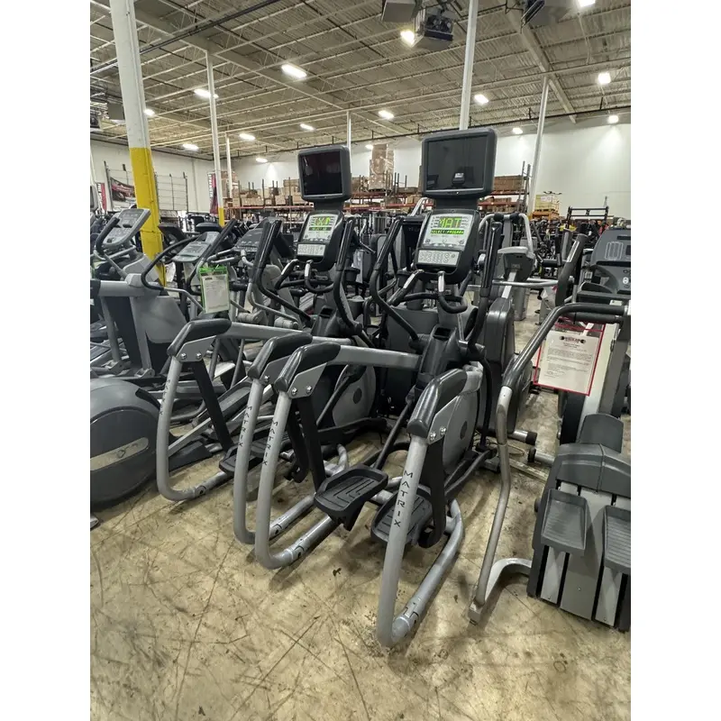 Matrix E3X Suspension Elliptical with LED Console with 15" TV-USED
