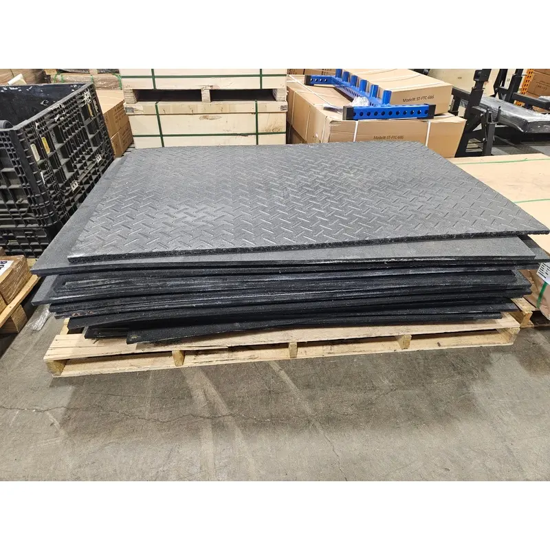 USED 4' x 6' 3/4"Rubber Mats