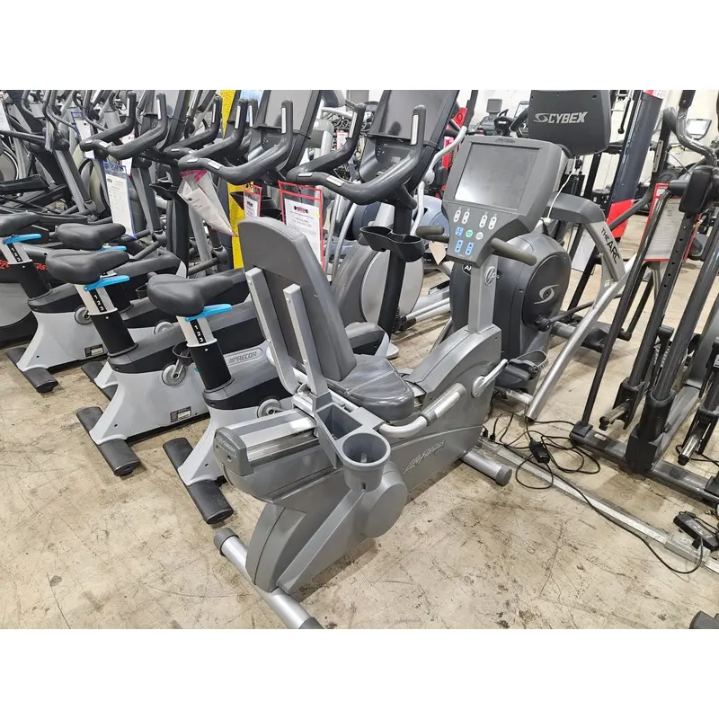 Life Fitness 95Re Engage Recumbent Bike - Used