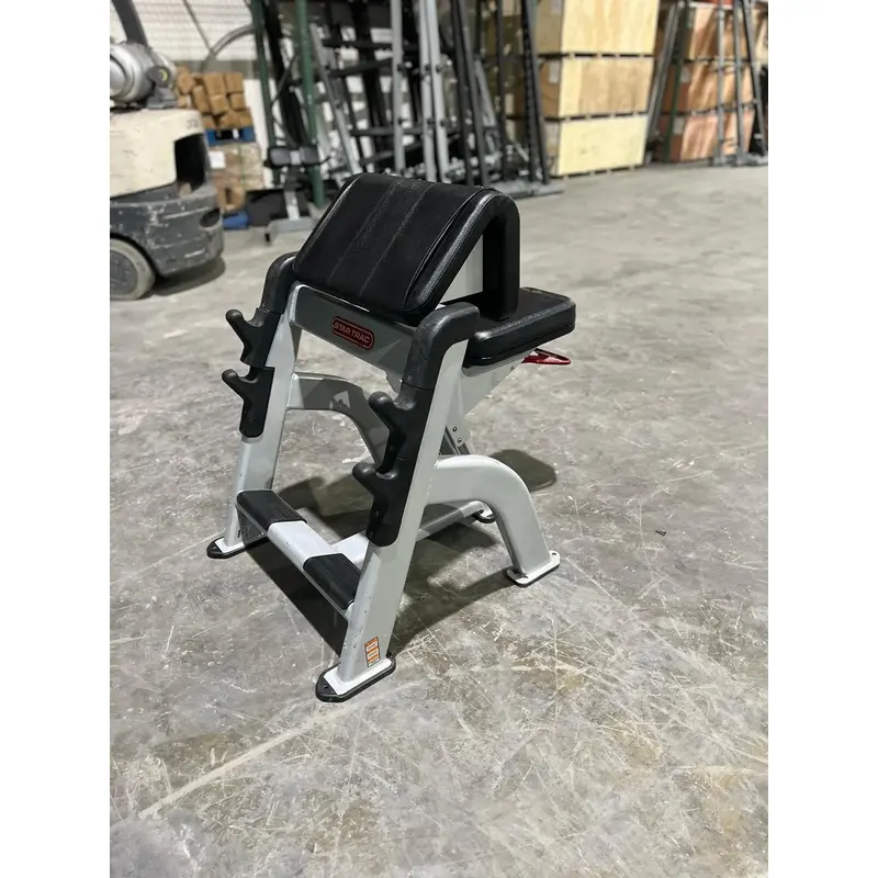 Star Trac Inspiration Preacher Curl