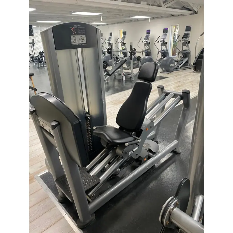 Life Fitness Signature Series Leg Press